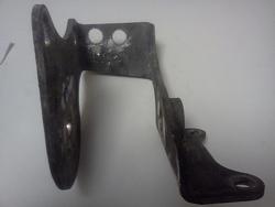 Transfer case prop (drive) shaft bearing P/N's-rollrestrictorbracket1.jpg