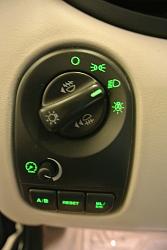 US Driver Side Ballast light (Low Beam) does not on, but high beams Work-high_beam_selected.jpg