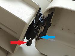 Center Arm Rest - broken hinge 2007 x-x-type-armrest.jpg