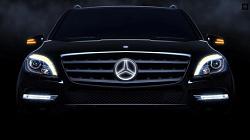 New LED Project done: Illuminated Mina Grille-mercedes-benz-three-pointed-star-illuminated-590x331.jpg
