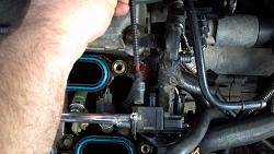 Broke a vaccm line and coolant res nipple-injector-work-5-.jpg