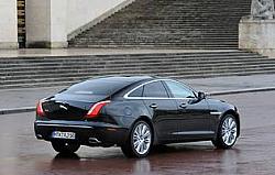another example-2010025_jaguar_xj_rear.jpg