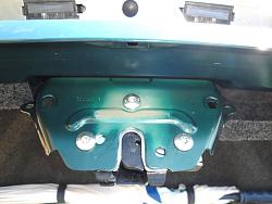 Emergency Boot Access Solution (Pre-emptive only!)-lock-torx-bolts.jpg