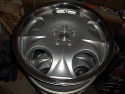 Need help with wheel removal...-antera-004.jpg