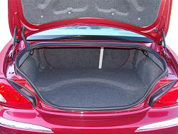Rear seats fold?-jaguar_x_type_3.0_2007_other_trunk.jpg