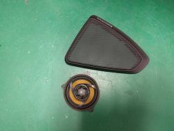 2012 XF rear surround speaker mount-img_20161001_114222.jpg