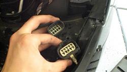 Help reconnecting front park assist sensor cable-cimg1849.jpg