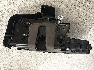 XF door locking mechanism, are these two compatible-69985671-4b79-401c-90de-5470fa4fc1ce.jpeg
