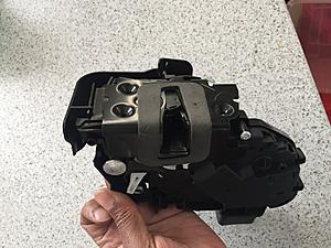 XF door locking mechanism, are these two compatible-e324706a-eb7c-42b6-9099-8a813f5c9c19.jpeg