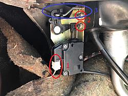 1999 XJ8 - Fuel Tank Lid Wouldn't Open-fuel-tank-lid-mechanism.jpg