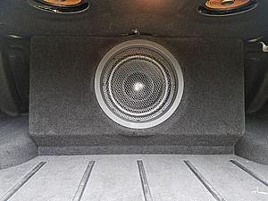 Subwoofer and Soundskin in the doors - Improves sound significantly-20170922_092928.jpg