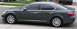 dealer sprayed something on paint...-p3300413.jpg