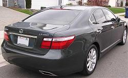 dealer sprayed something on paint...-p3300415.jpg