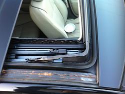 Sunroof Rust.-img_0372.jpg