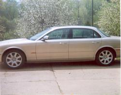 Air Suspension Problem-2005-jaguar-xj8l-drivers-side-view-.jpg