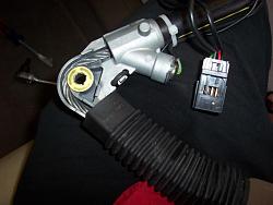 remove &amp; replace seatbelts 06 XJ8-100_2472.jpg