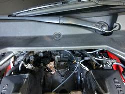 2005 Jaguar XJ8L Windscreen Washer Problem-p1070419.jpg