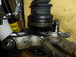 Suspension bushings rear-p1080231.jpg
