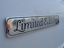 Limited Edition XJ8?-real-fake.jpg