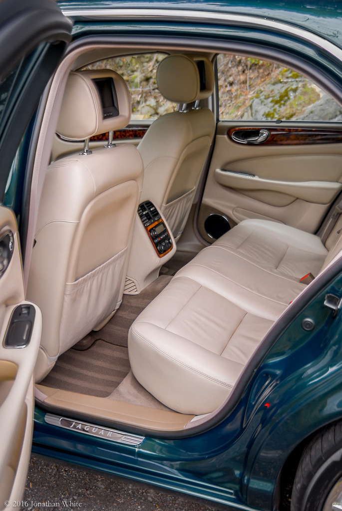 Name:  2004%20Jaguar%20XJR-14_zpsbqs2bxoa.jpg
Views: 6112
Size:  291.3 KB