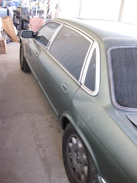 Name: dealer085.jpg
Views: 45
Size: 49.0 KB
