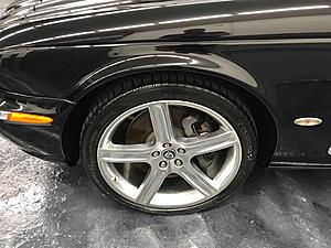 Just bought a 2006 XJL Super 8 Portfollio...-img_0071.jpg