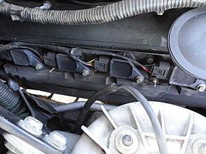 Coil Cover Removal on 2006 XJR-right-side-coils.jpg