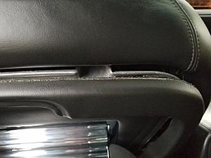 Lights in rear footwell - non-destructive disassembly?-seatback.jpg