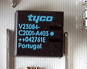 Rear Electronic Module 04 XJR-tyco-relay-v23084.jpg