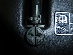 Screw on Coolant Tank (pictures)-rs2.jpg