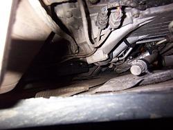 Trying to identify a part on 04 XJ8-hose-hanging-loose.jpg