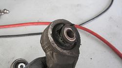 2004 XJR rear wheel bearings-img_9318small.jpg