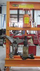 2004 XJR rear wheel bearings-img_9358small.jpg
