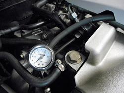Anyone fitted a fuel pressure take off point to their fuel rail?-dscn0377.jpg