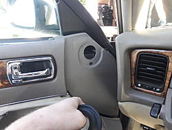 D.I.Y Front Driver Door Micro Switch And Door Cable Repair!-20170428_172729.jpg