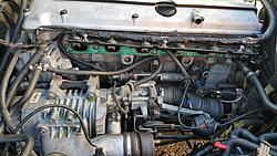 XJR6 - Crankcase ventilation hose - where does it go?-20170701_141558.jpg