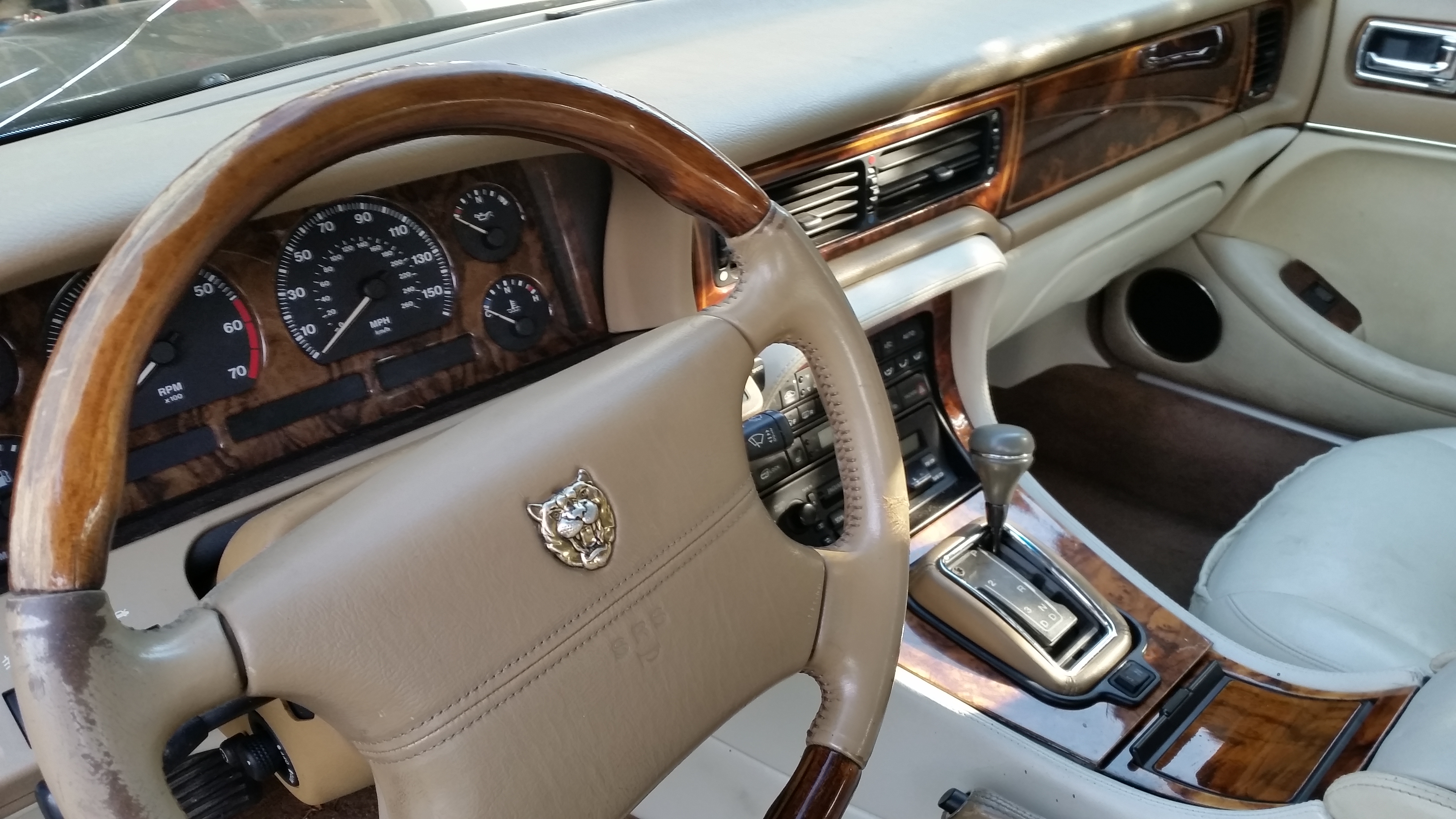 Jaguar Xj6 Interior