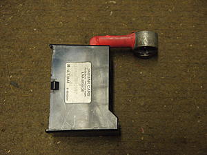 Battery connection to check-s-l1600-30-.jpg