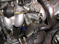 1996 xj6 throttle body removal-p4102530.jpg