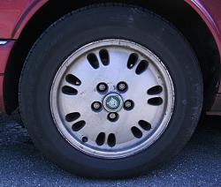 Swapped wheels-old-kiwi.jpg