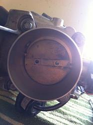 AJ16 throttle body bolt spacings-img_2684.jpg