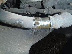 oil plug problem-chris-craddock-137431-albums-94-jaguar-xj6-7478-picture-photo-under-car-leak-coming-above-19163.jpg
