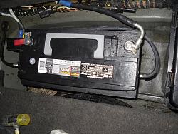 1997 xj6 battery/compartment venting-battery-compt-2-.jpg