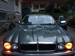What type of bulb in headlight &quot;city light&quot;-jag-yellow-lights.jpg