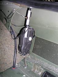 XJ8 Antenna replacement - so easy??  Need help-p9050189.jpg