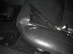Driver door waist molding replacement-dscn2462.jpg
