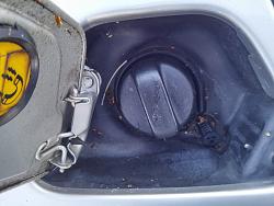 My Gas Cap Doesn't Have A Magnet??  98 XJR-20150430_062257_hdr.jpg