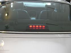 Third (High) brake light bulb replacement-jag-3rd-brake-light-old-bulbs-lit-3p.jpg