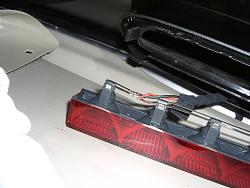 Third (High) brake light bulb replacement-jag-3rd-brake-light-lamp-module-wiring-connection-8p.jpg