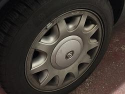 Missing hubcap-img_1139.jpg